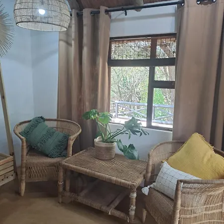 Little Bush Lodge Hoedspruit Exterior photo