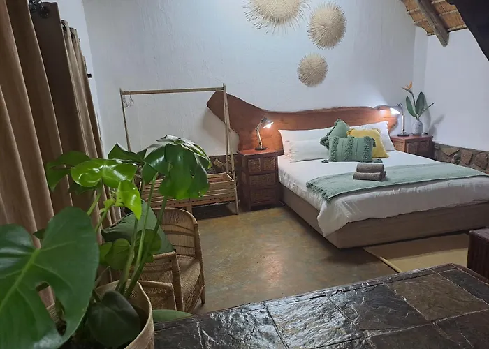 Little Bush Lodge